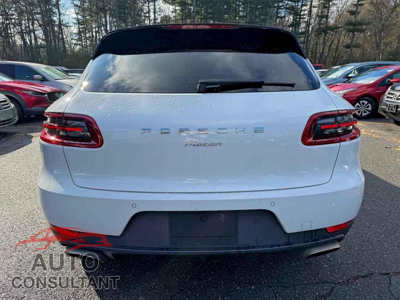 PORSCHE MACAN 2018 - WP1AA2A52JLB21103