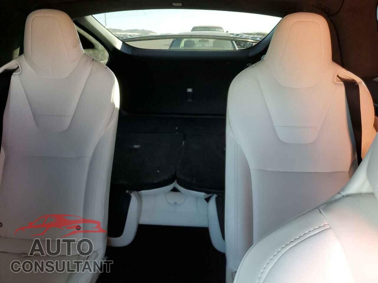 TESLA MODEL X 2017 - 5YJXCBE28HF054476