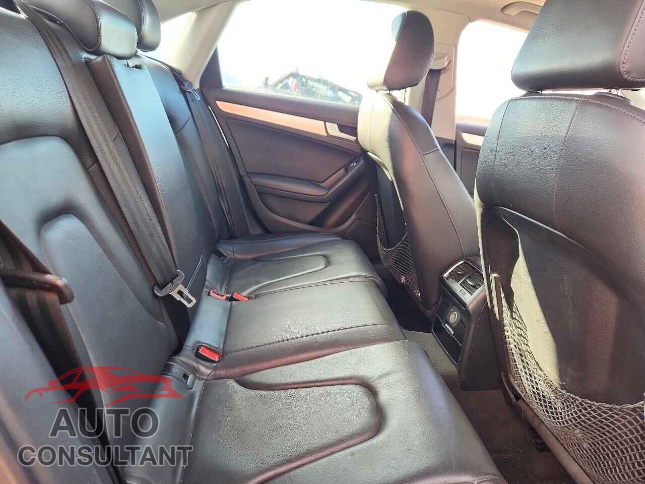 AUDI A4 2013 - WAUFFAFL5DN044985