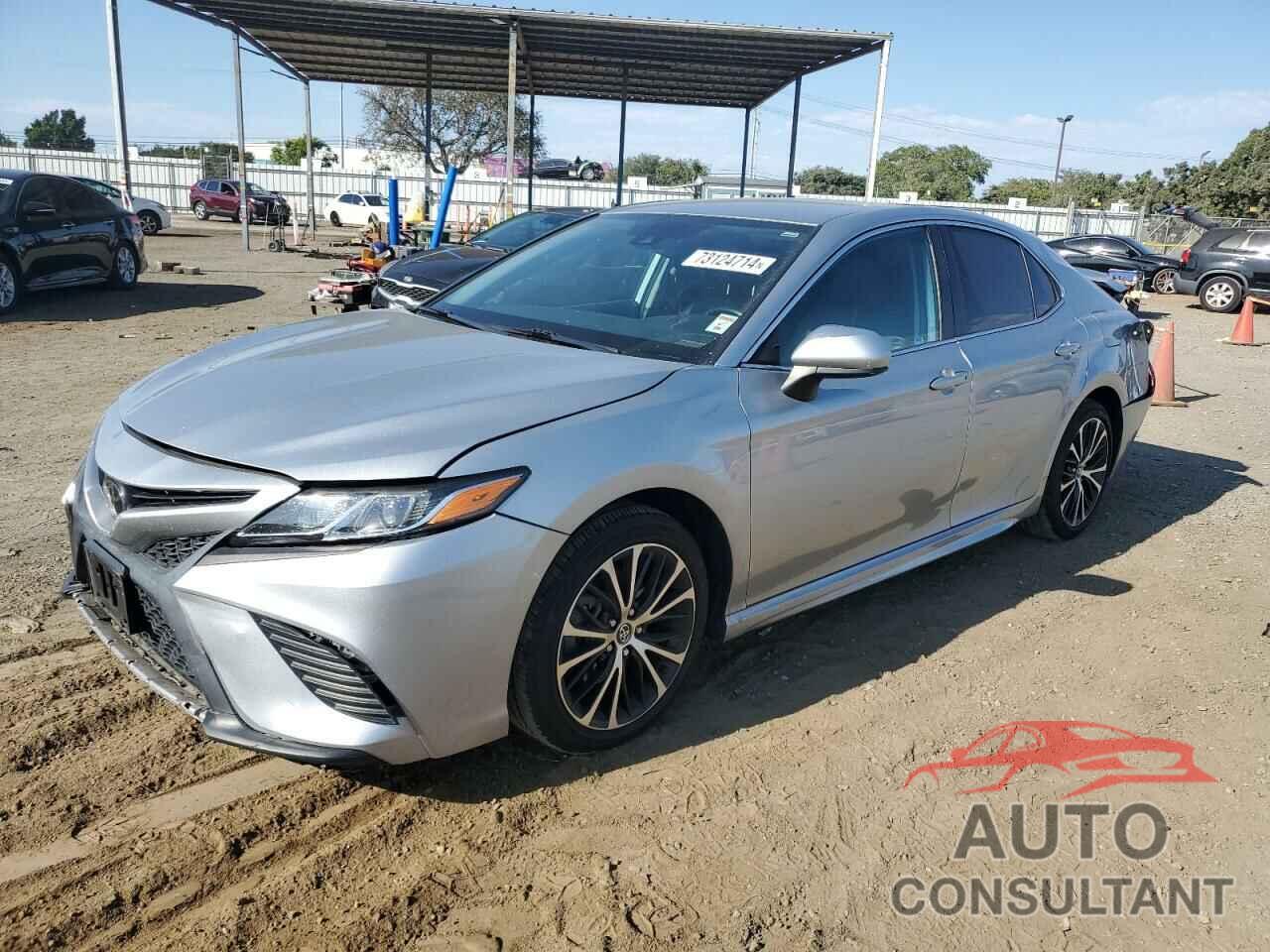 TOYOTA CAMRY 2020 - 4T1G11AK8LU317275