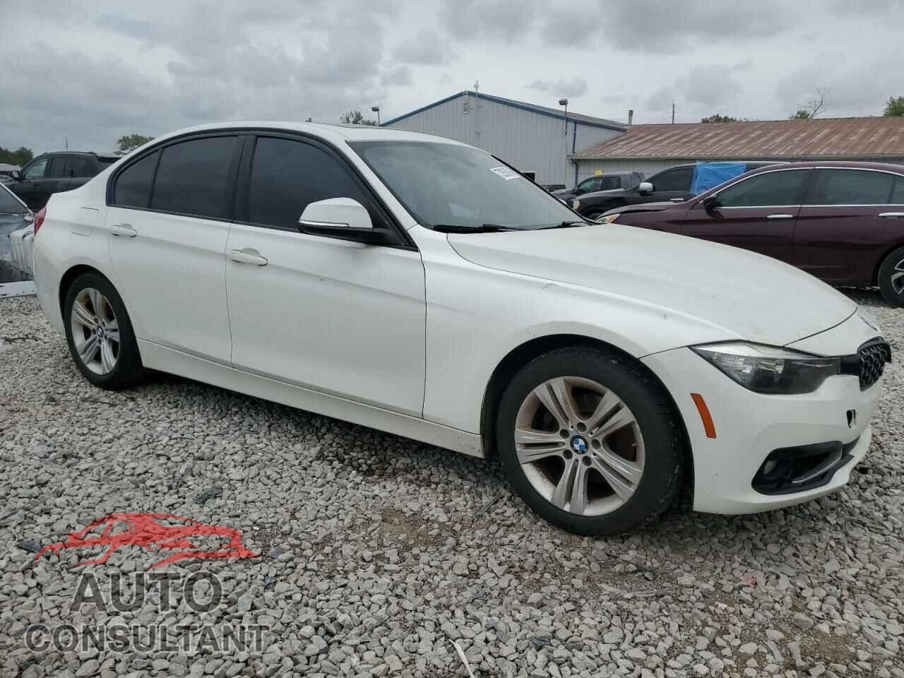 BMW 3 SERIES 2016 - WBA8E3G52GNU38634