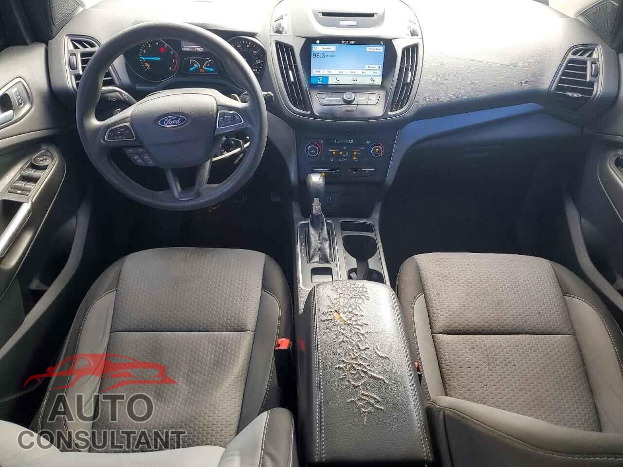 FORD ESCAPE 2017 - 1FMCU9GDXHUD92998
