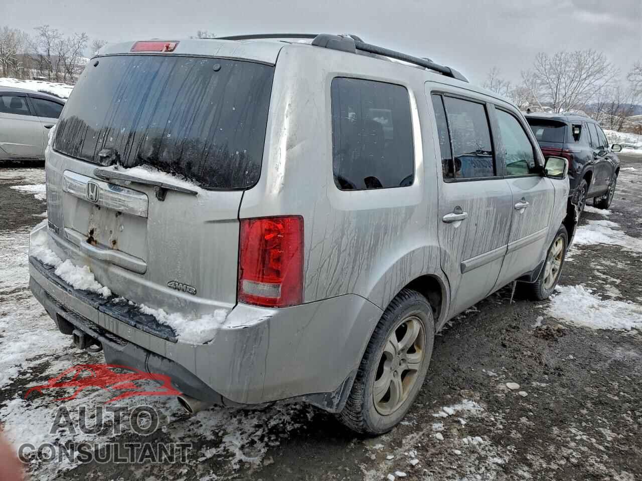 HONDA PILOT 2013 - 5FNYF4H58DB055960