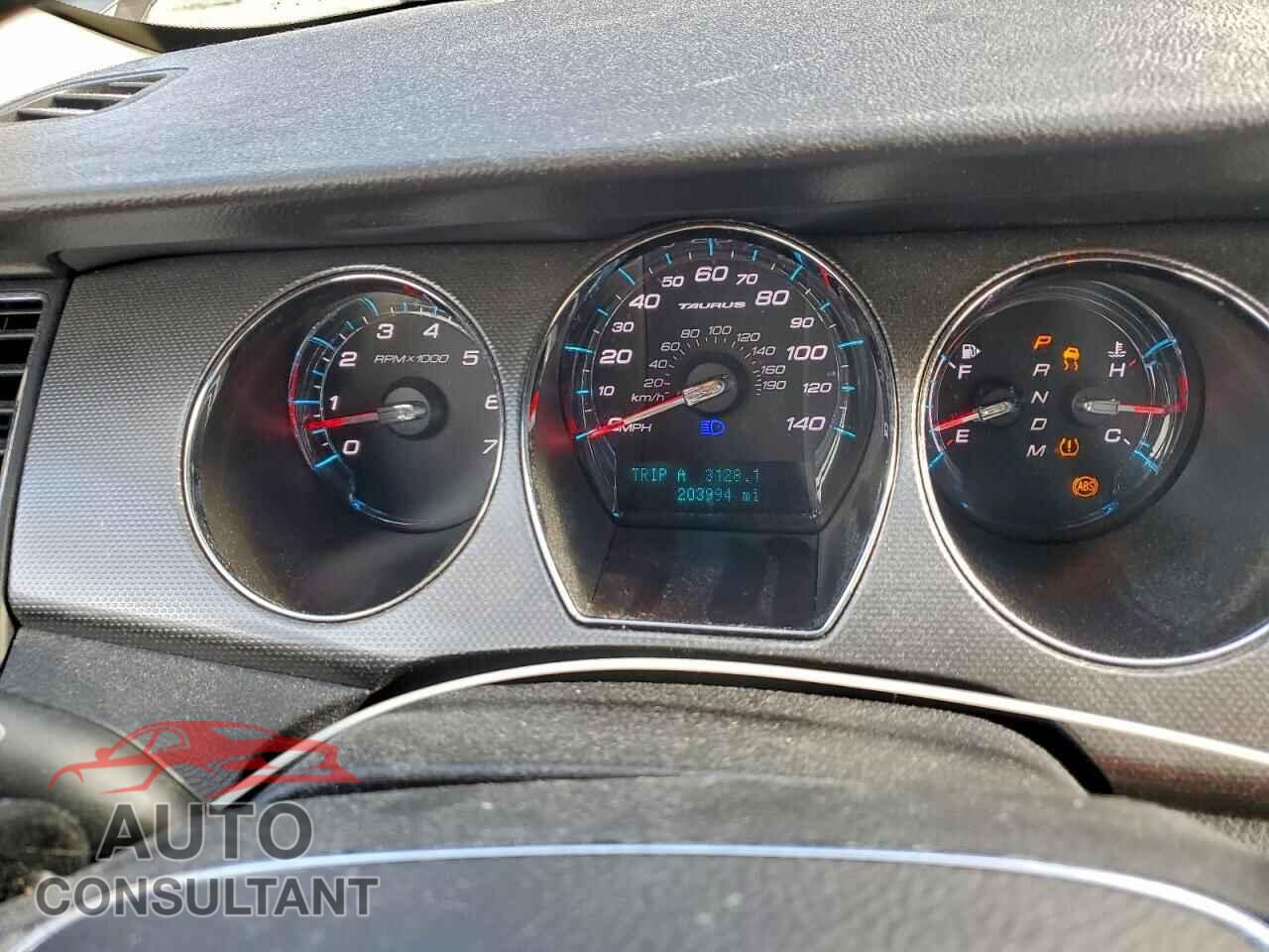 FORD TAURUS 2011 - 1FAHP2EW6BG107545