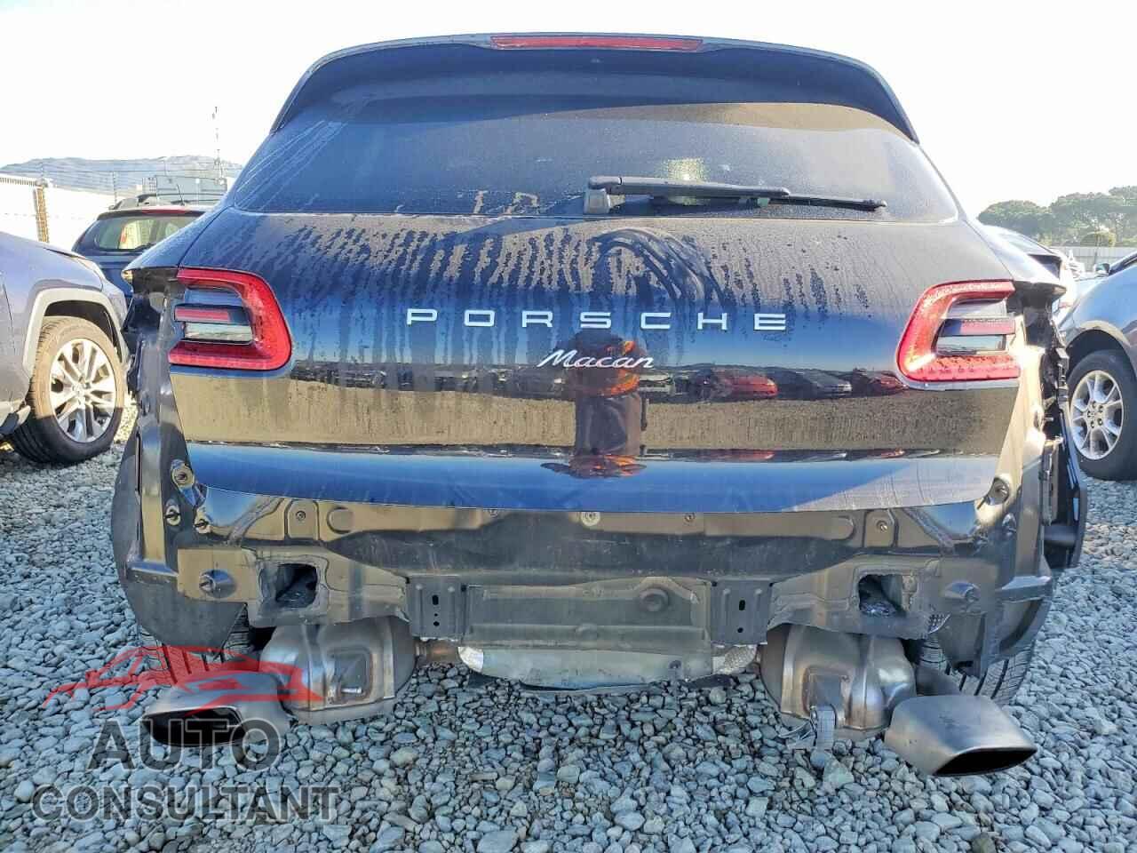 PORSCHE MACAN 2017 - WP1AA2A59HLB00601