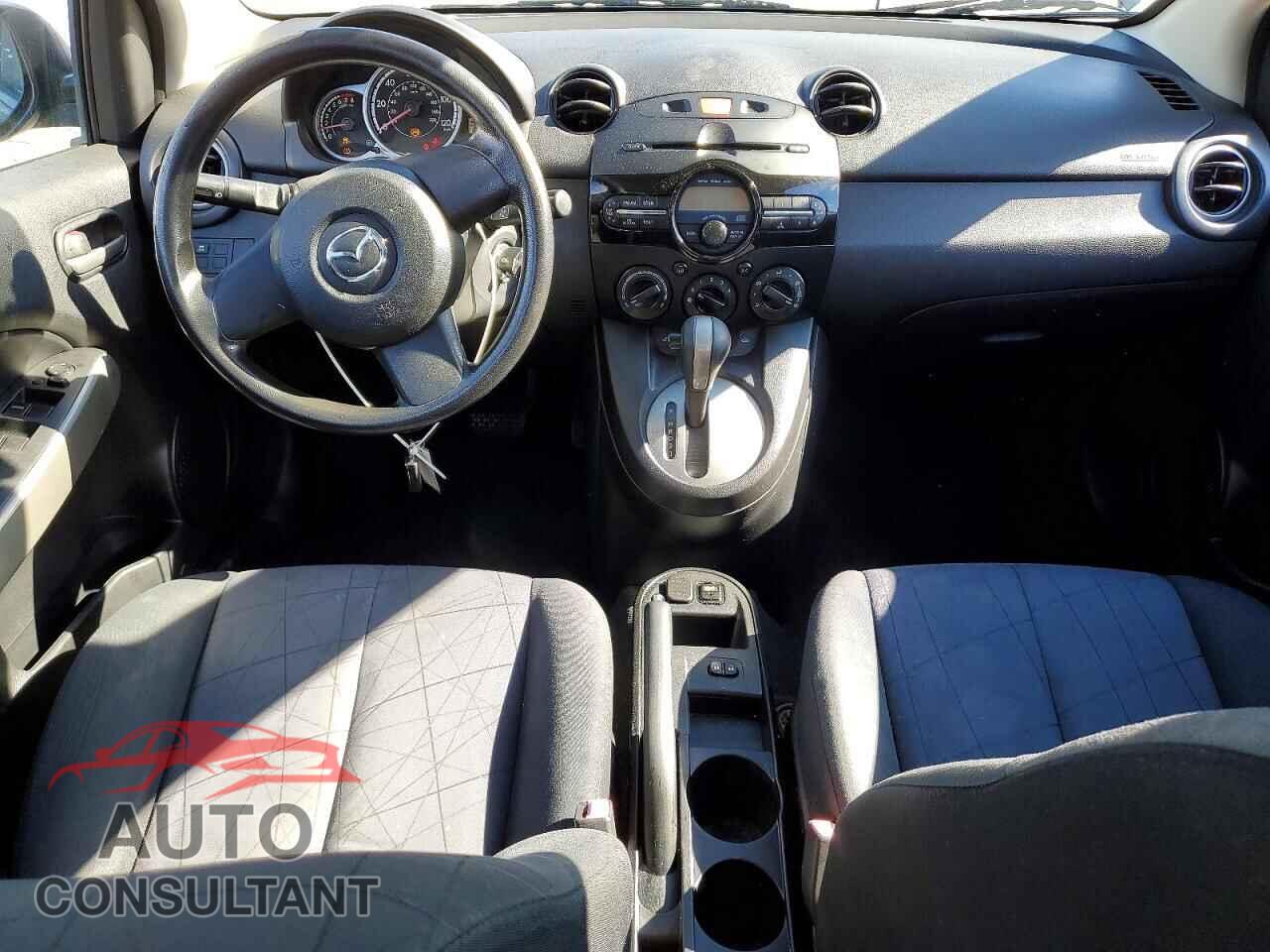 MAZDA 2 2014 - JM1DE1KY9E0180663