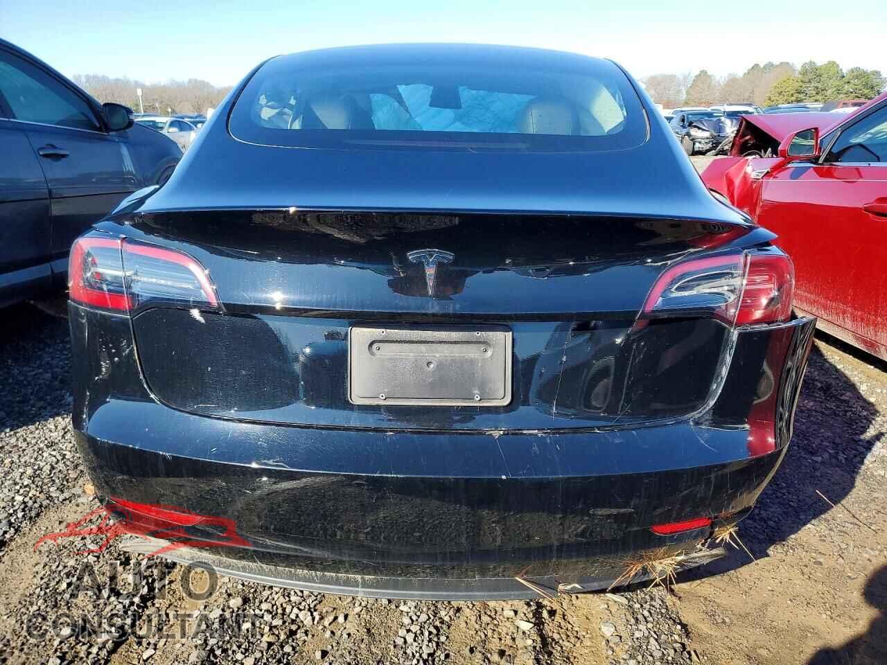 TESLA MODEL 3 2023 - 5YJ3E1EA4PF702811