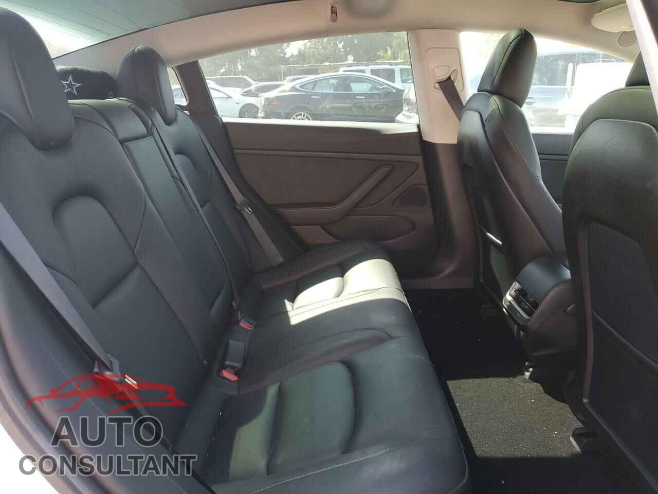 TESLA MODEL 3 2020 - 5YJ3E1EC2LF736239