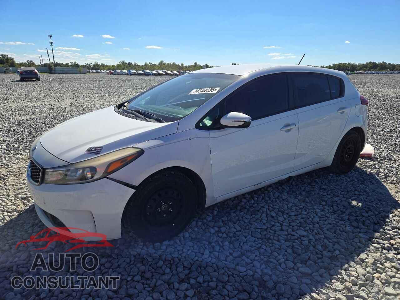 KIA FORTE 2017 - KNAFK5A85H5702820