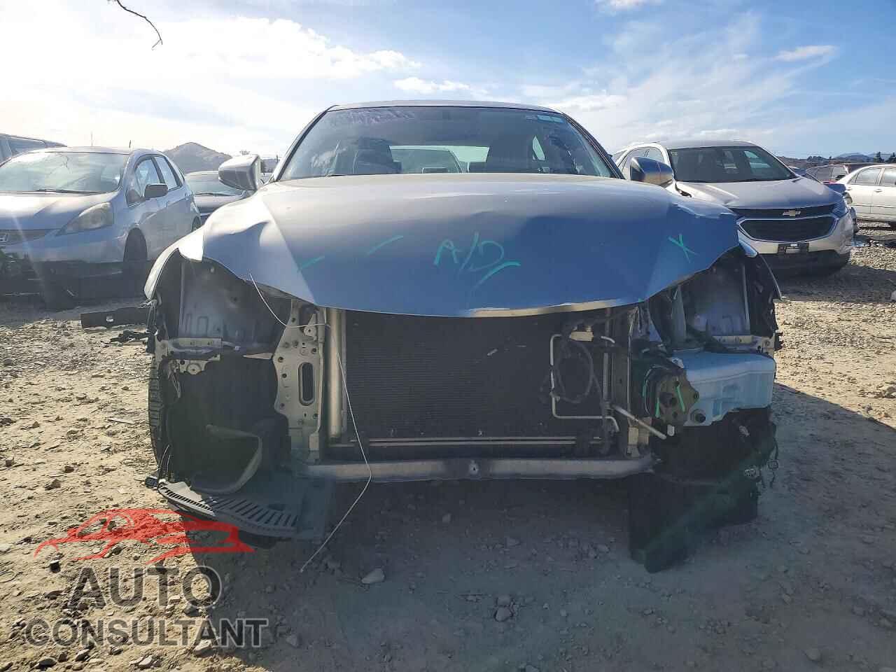 LEXUS IS 2014 - JTHBF1D23E5038520