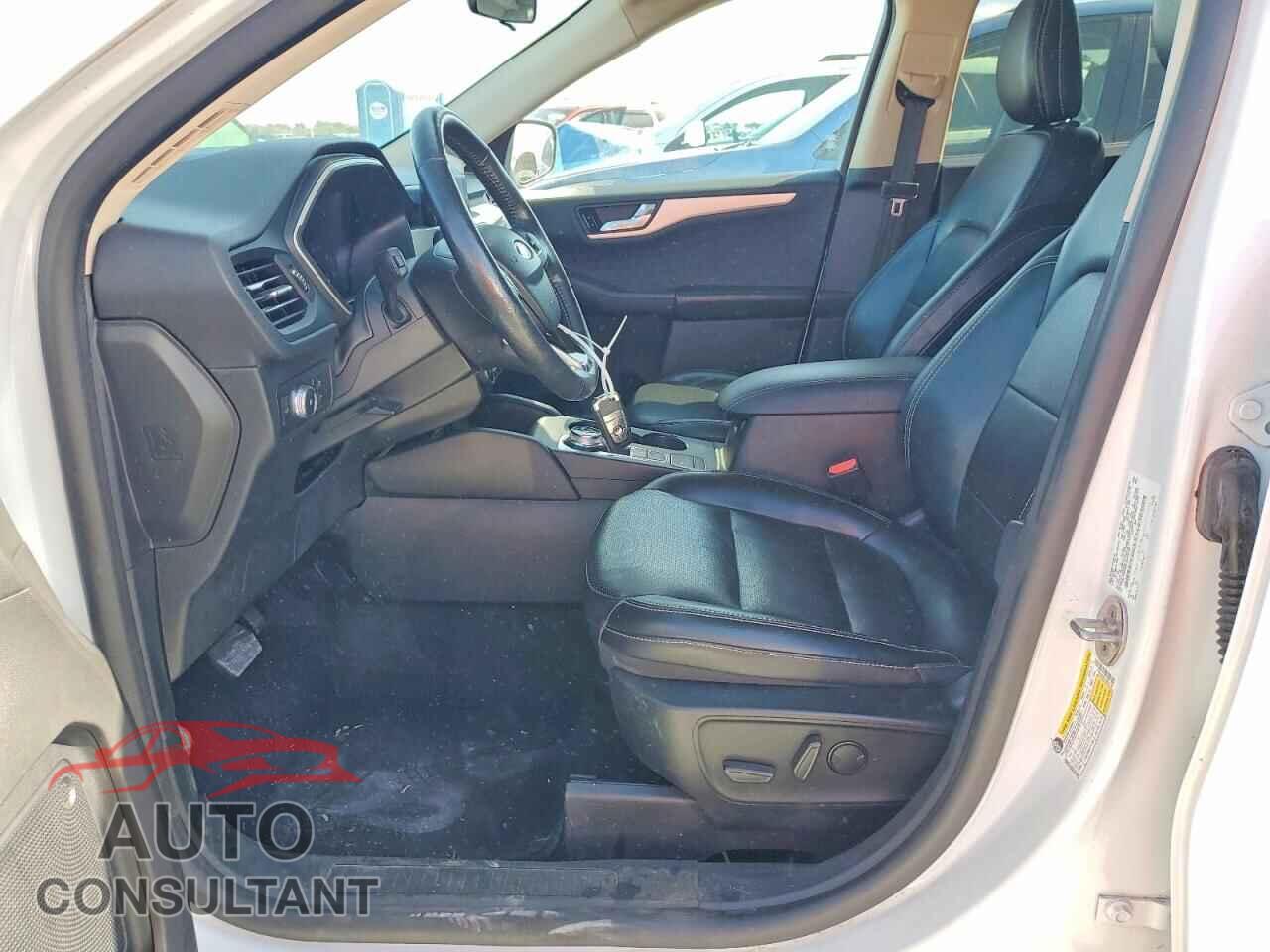 FORD ESCAPE 2020 - 1FMCU0H64LUA92166