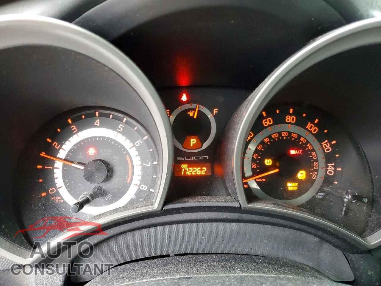 TOYOTA SCION 2012 - JTKJF5C7XC3031079
