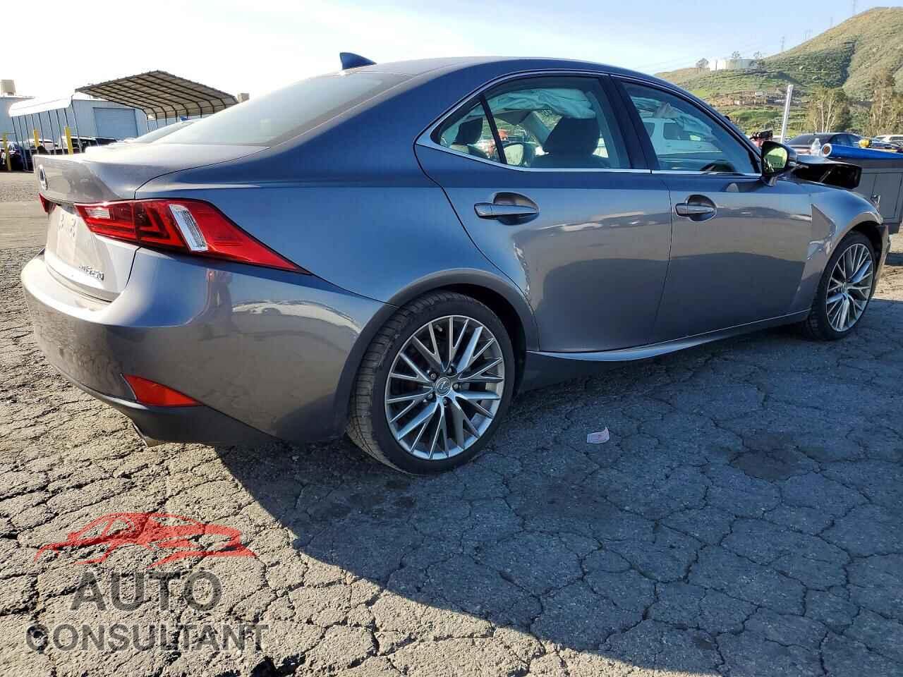 LEXUS IS 2014 - JTHCF1D24E5009855