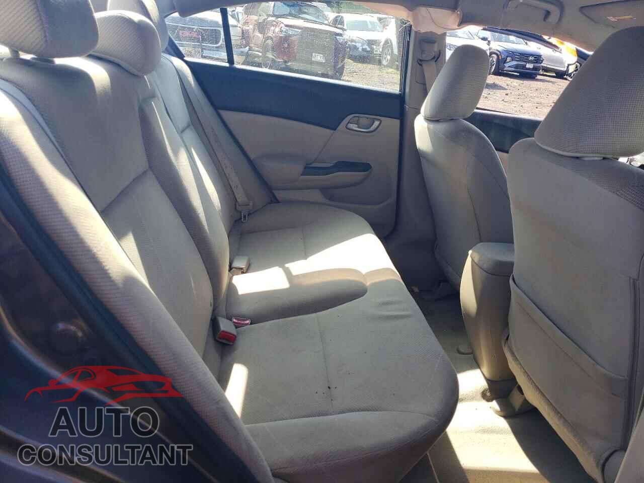 HONDA CIVIC 2012 - 2HGFB2F58CH516434
