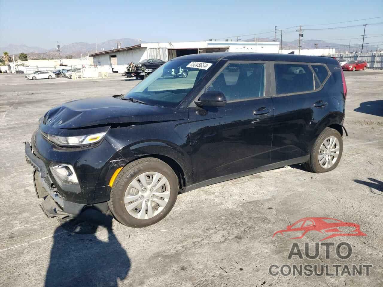 KIA SOUL 2020 - KNDJ23AU2L7702351