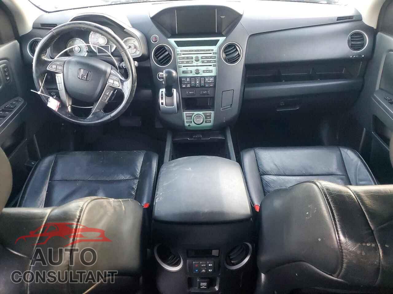 HONDA PILOT 2010 - 5FNYF4H93AB027983