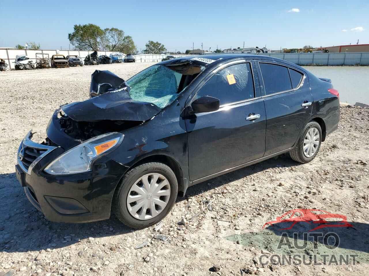 NISSAN VERSA 2019 - 3N1CN7AP5KL836852