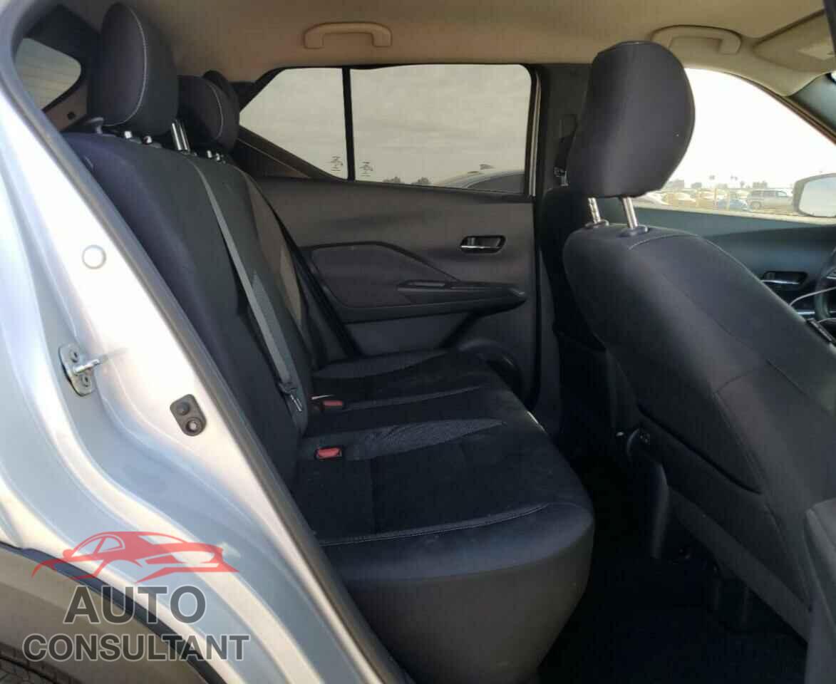 NISSAN KICKS 2019 - 3N1CP5CU3KL541749
