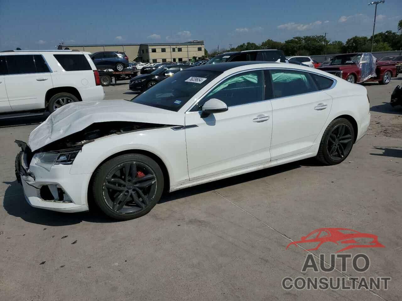 AUDI A5 2019 - WAUANCF59KA059584