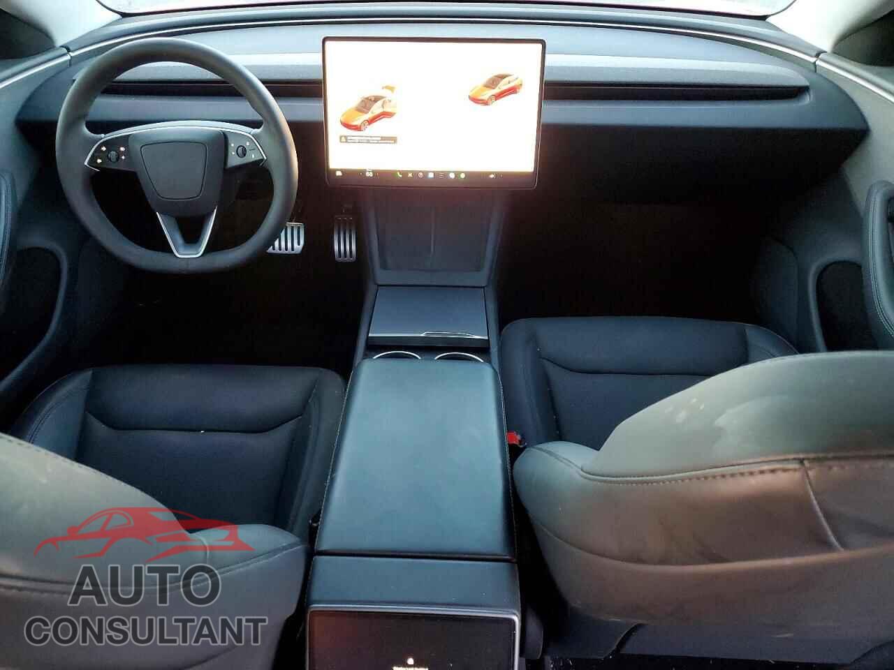 TESLA MODEL 3 2024 - 5YJ3E1EA5RF827366