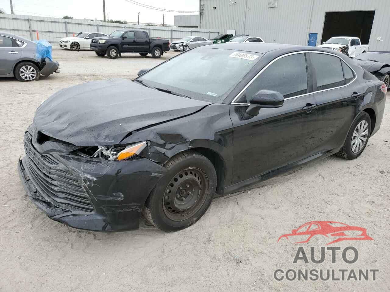 TOYOTA CAMRY 2018 - 4T1B11HK9JU674834
