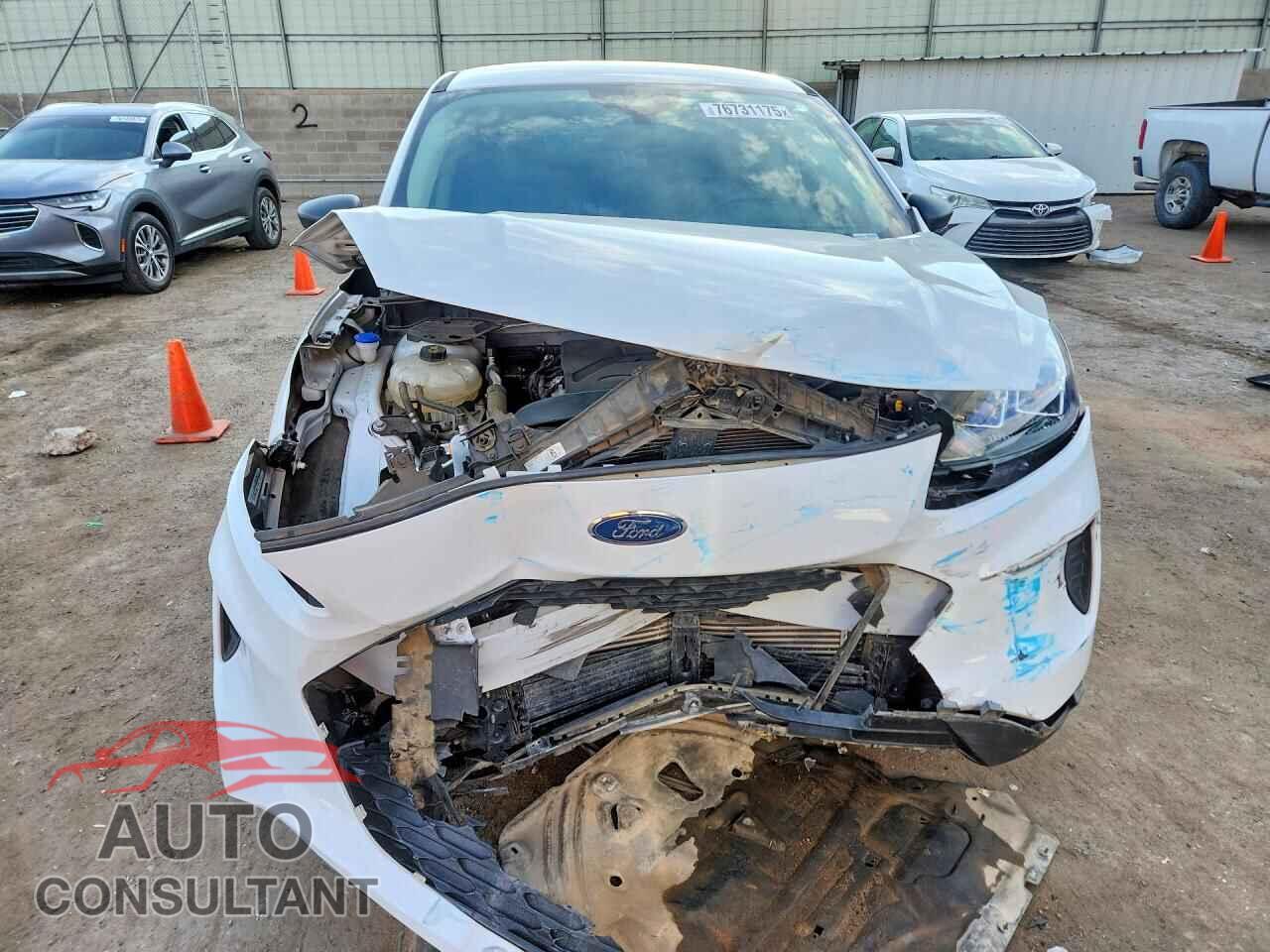 FORD ESCAPE 2020 - 1FMCU0F64LUA11654