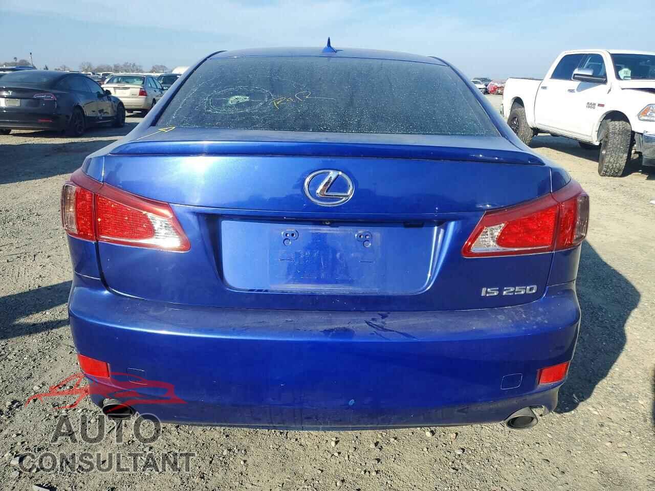 LEXUS IS 2012 - JTHBF5C25C5171110
