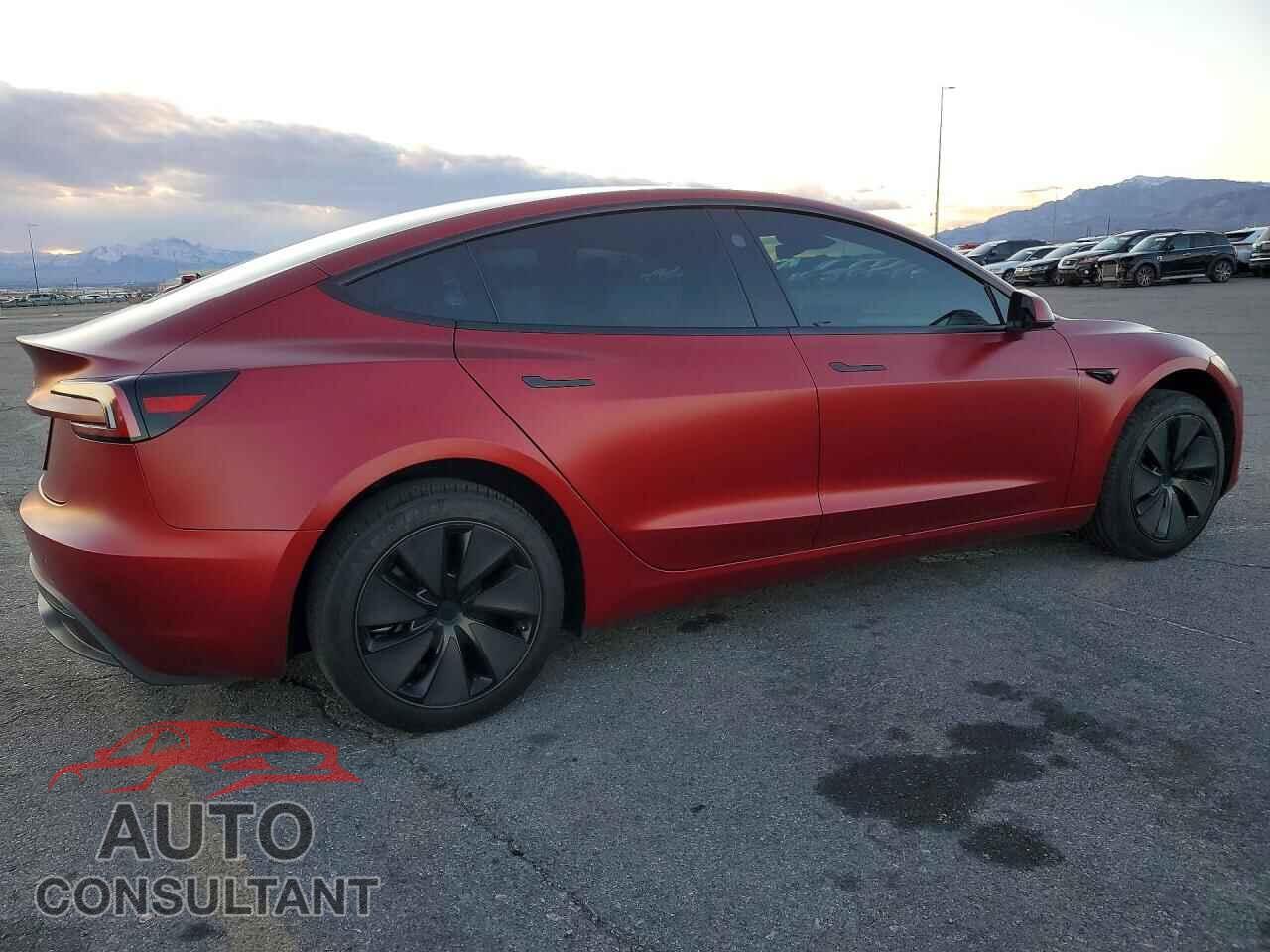 TESLA MODEL 3 2024 - 5YJ3E1EA5RF827366