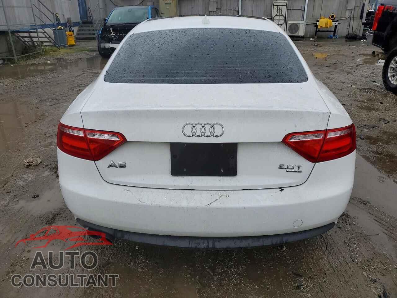 AUDI A5 2012 - WAUCFAFR4CA044716