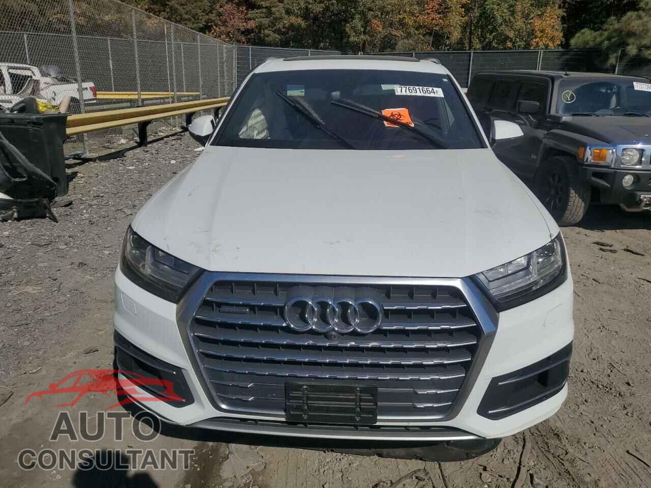 AUDI Q7 2018 - WA1LHAF78JD018878