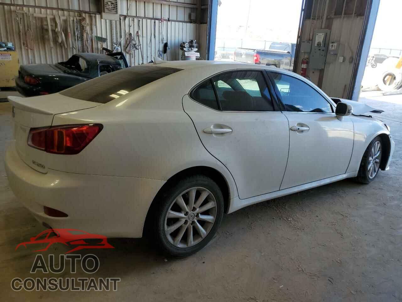 LEXUS IS 2010 - JTHBF5C27A5107843