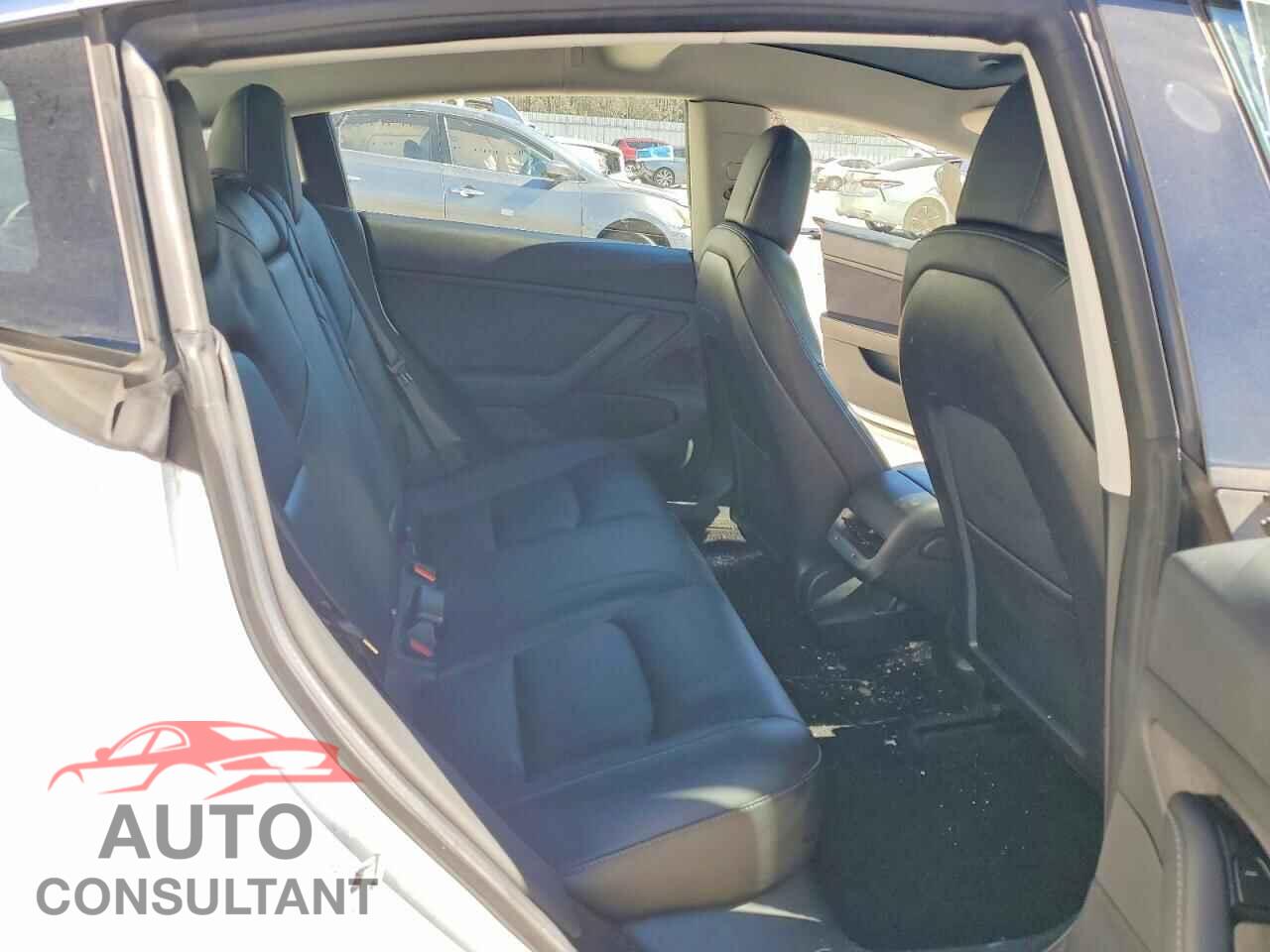 TESLA MODEL 3 2018 - 5YJ3E1EA0JF057761