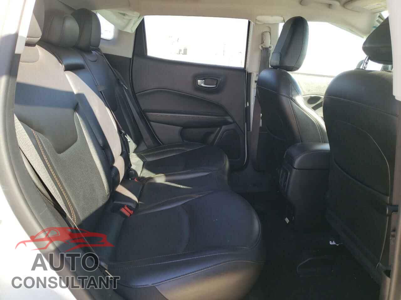 JEEP COMPASS 2020 - 3C4NJCCB4LT200713
