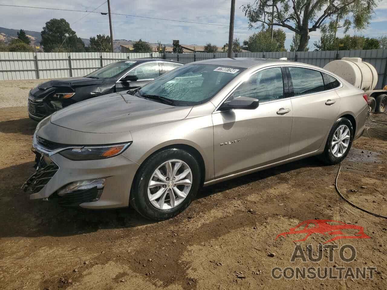 CHEVROLET MALIBU 2022 - 1G1ZD5ST2NF163911