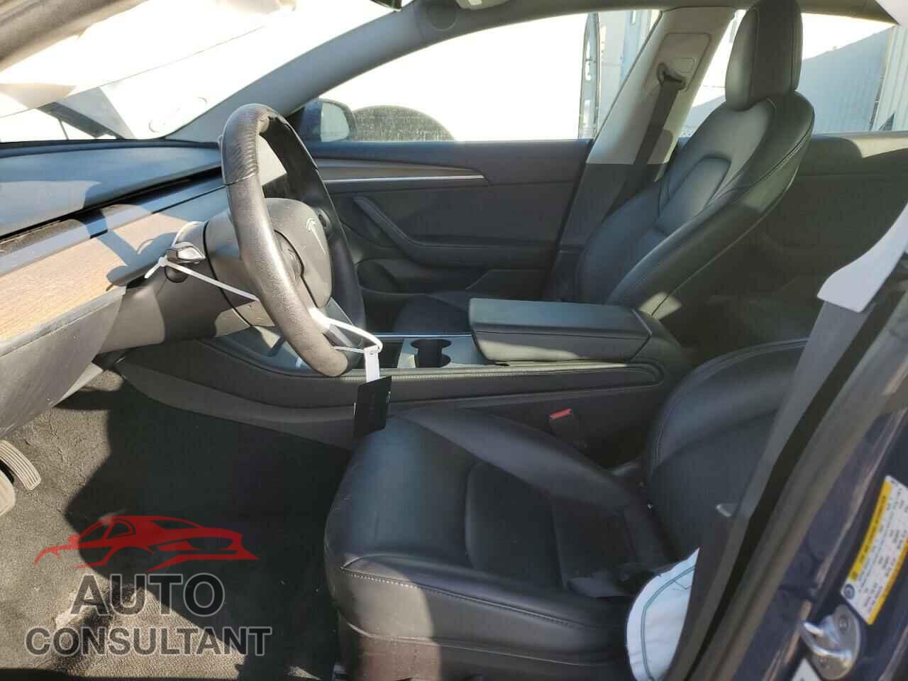 TESLA MODEL 3 2022 - 5YJ3E1EA5NF369175