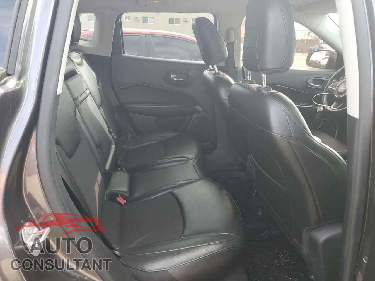 JEEP COMPASS 2019 - 3C4NJCBB5KT677201