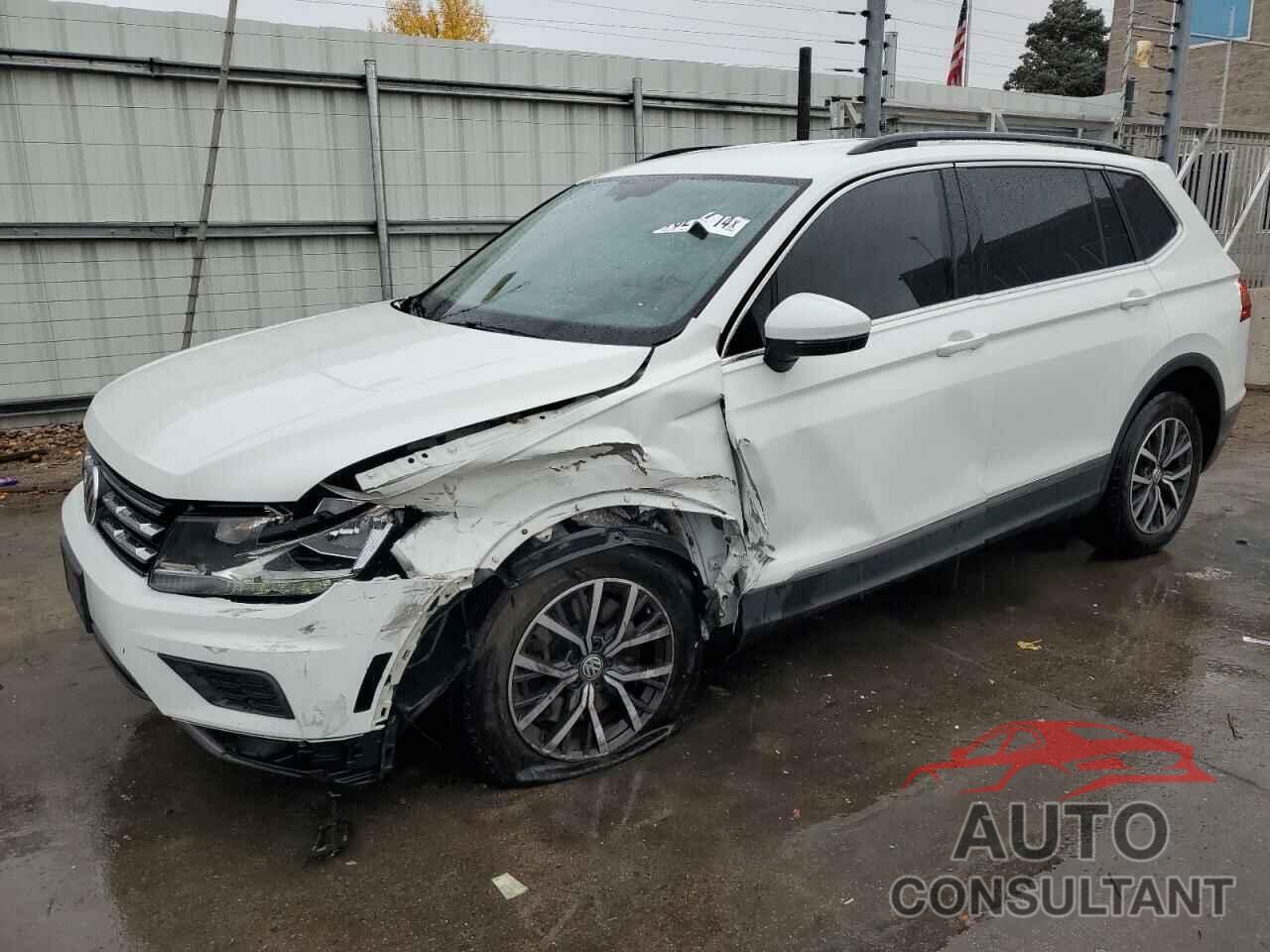 VOLKSWAGEN TIGUAN 2018 - 3VV2B7AX0JM140492