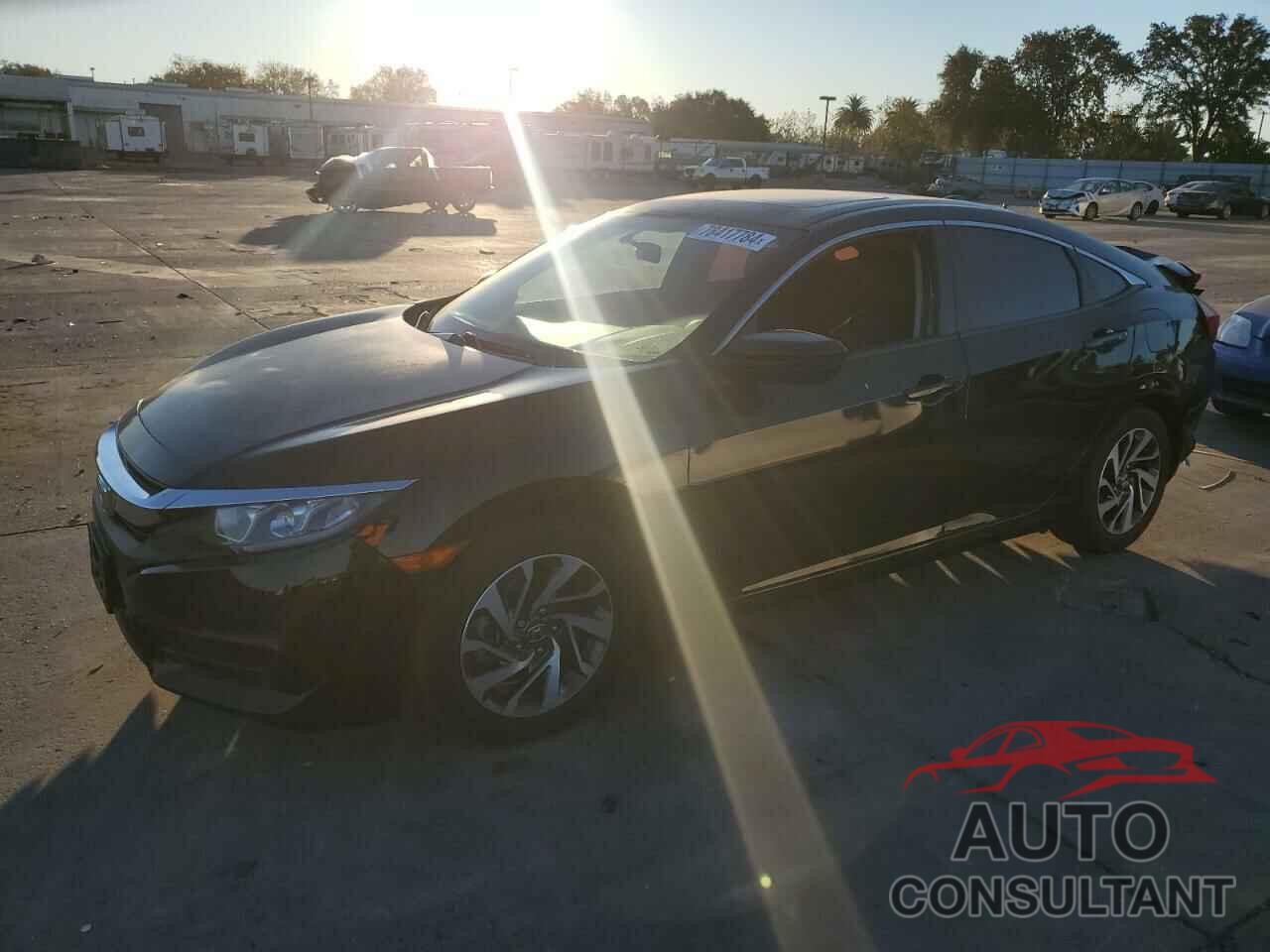 HONDA CIVIC 2018 - 2HGFC2F77JH514525