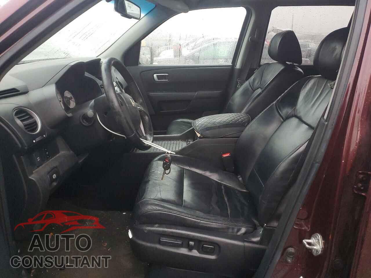HONDA PILOT 2011 - 5FNYF4H56BB080143
