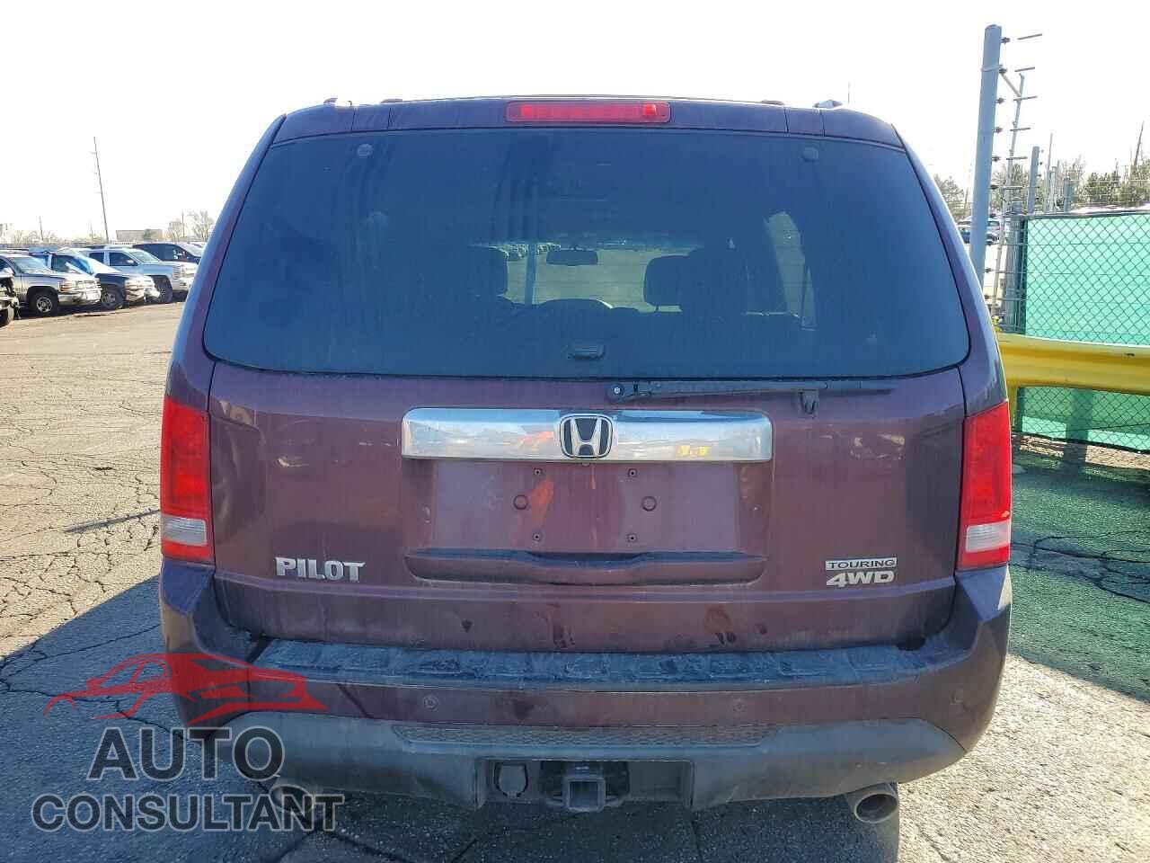 HONDA PILOT 2013 - 5FNYF4H92DB072563