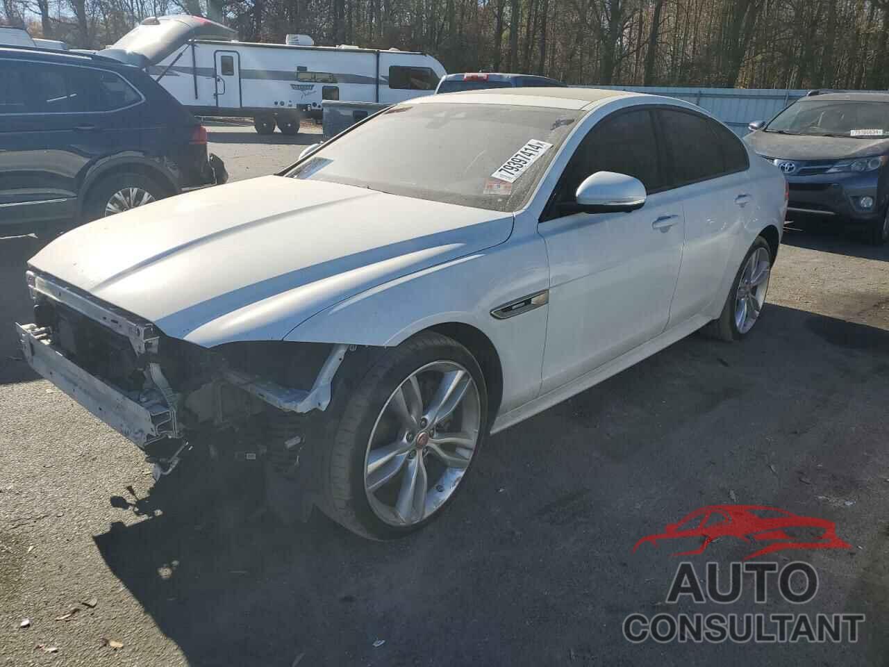 JAGUAR XF 2017 - SAJBL4BV8HCY34982