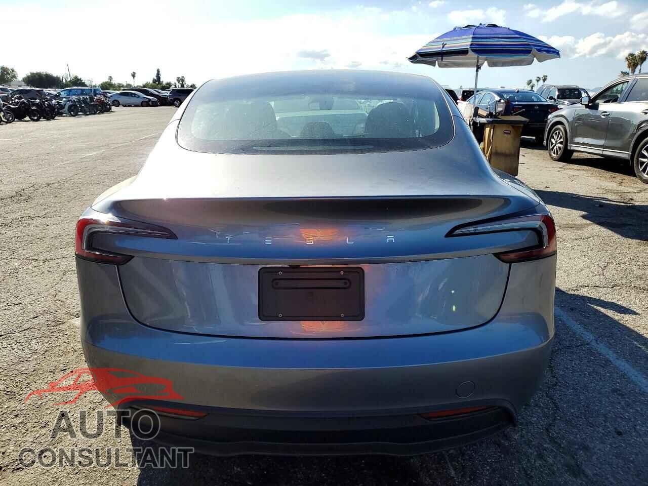 TESLA MODEL 3 2024 - 5YJ3E1EA1RF854242