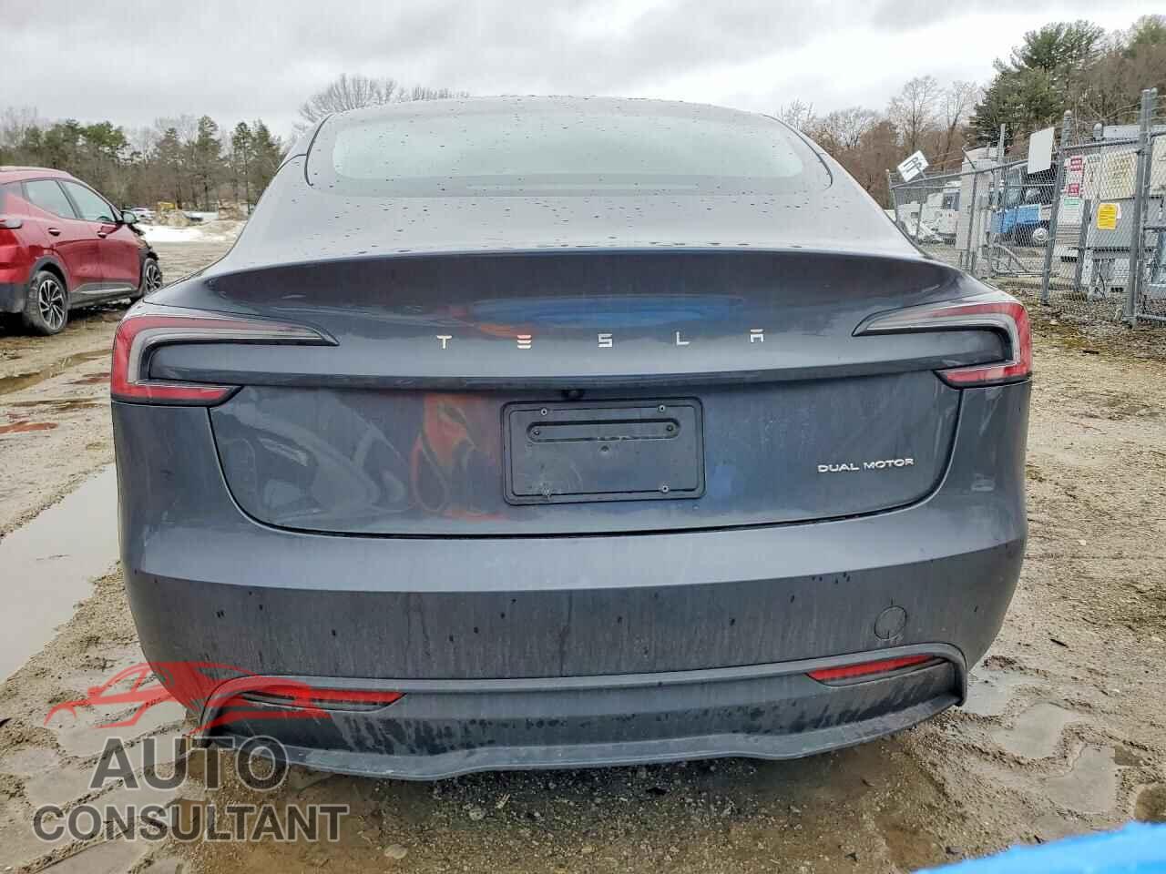 TESLA MODEL 3 2024 - 5YJ3E1EB7RF732882