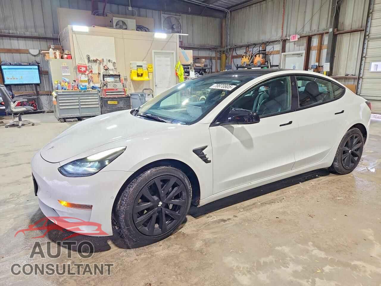 TESLA MODEL 3 2021 - 5YJ3E1EA0MF086066