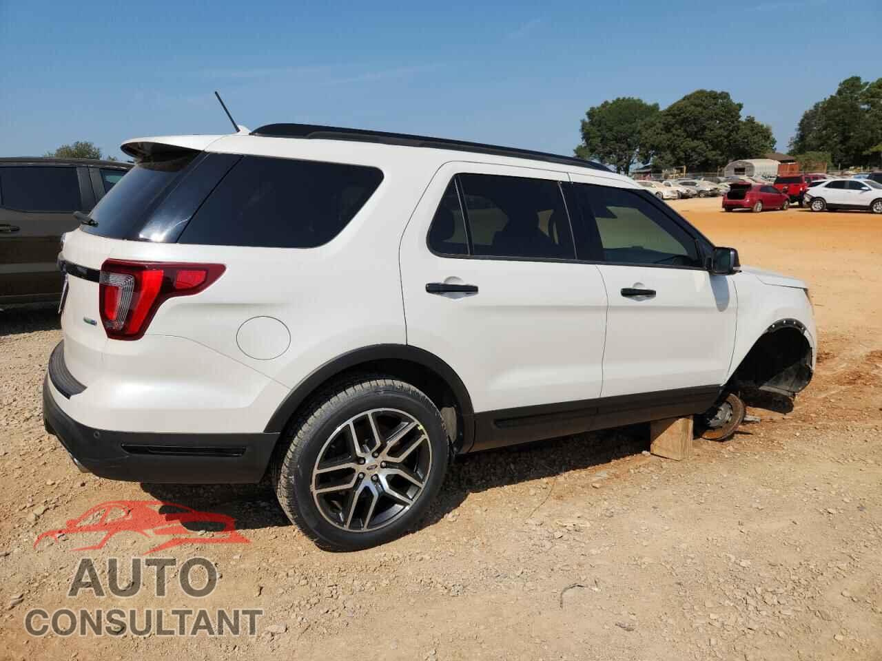 FORD EXPLORER 2018 - 1FM5K8GT1JGB26239