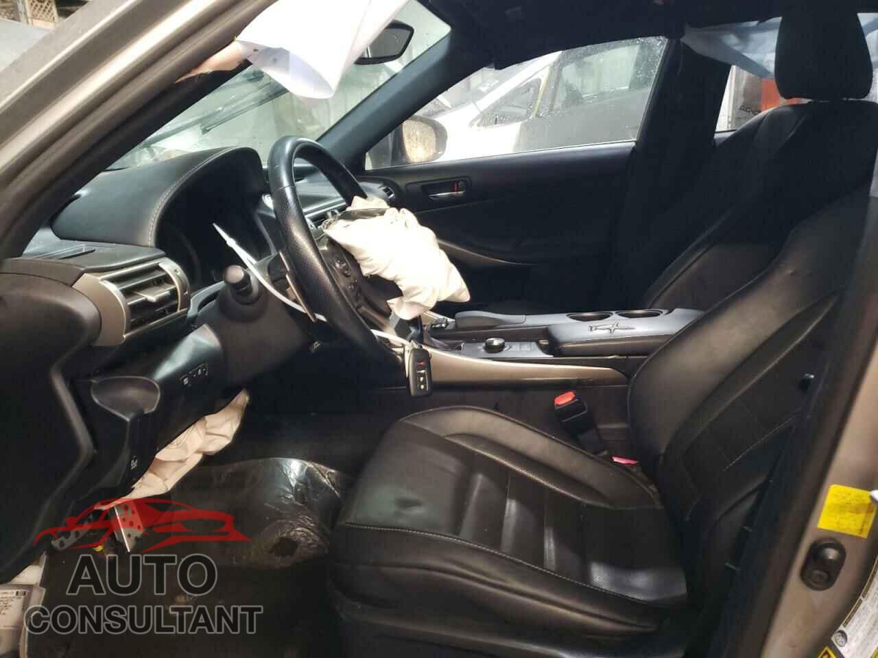LEXUS IS 2015 - JTHCF1D25F5029193