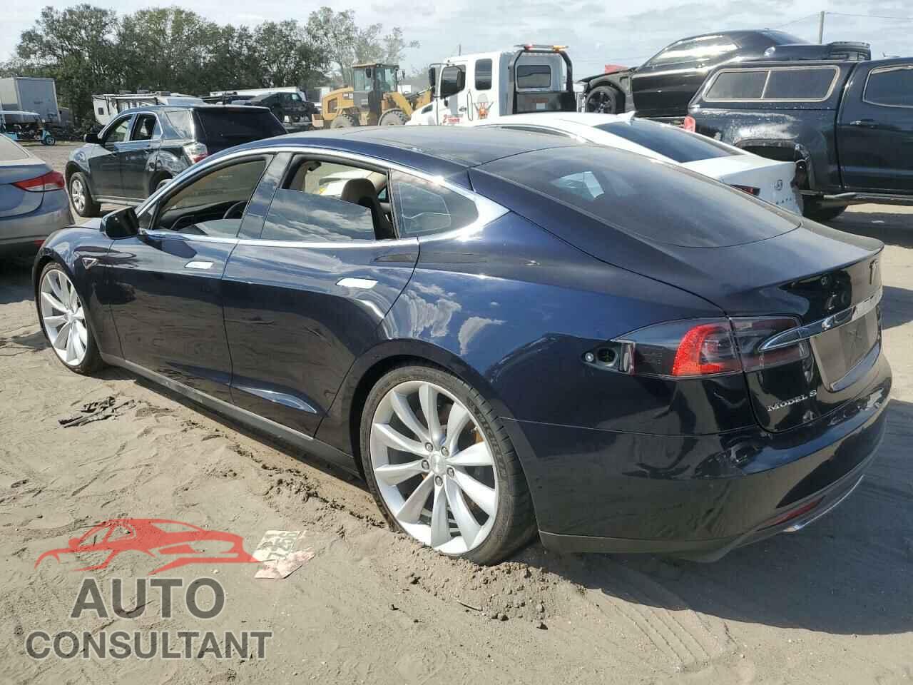 TESLA MODEL S 2013 - 5YJSA1CP7DFP20553
