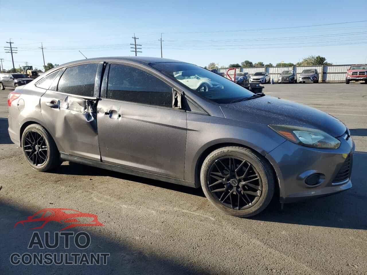 FORD FOCUS 2014 - 1FADP3F28EL199057