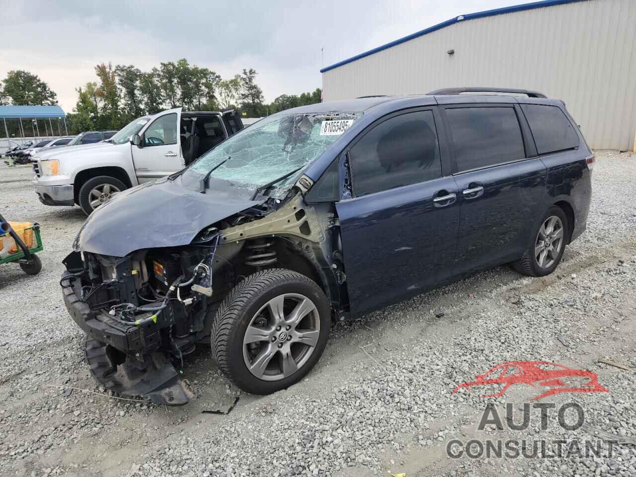 TOYOTA SIENNA 2019 - 5TDXZ3DC5KS004779