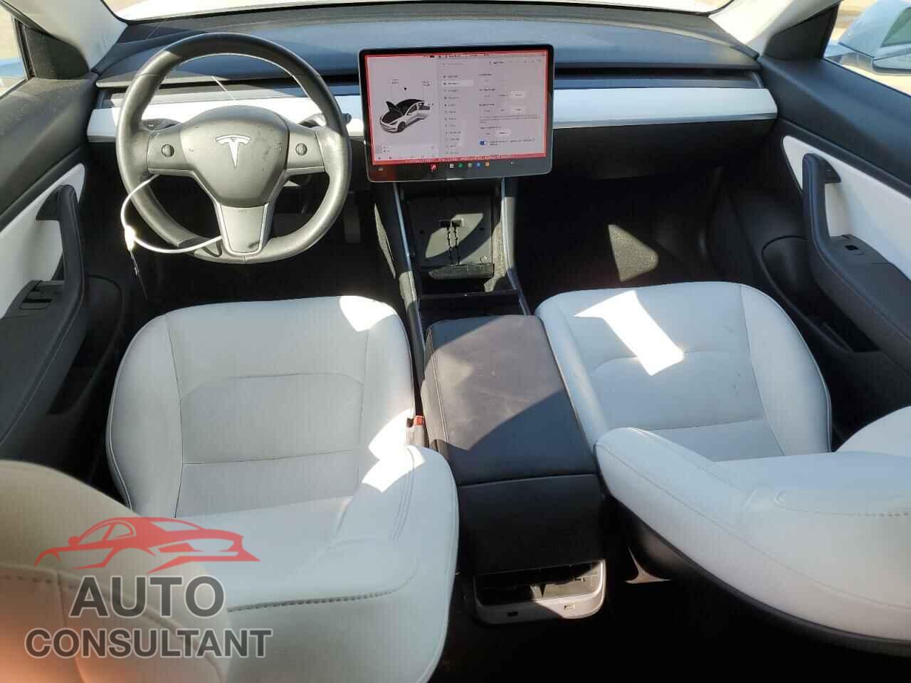 TESLA MODEL 3 2020 - 5YJ3E1EBXLF639877